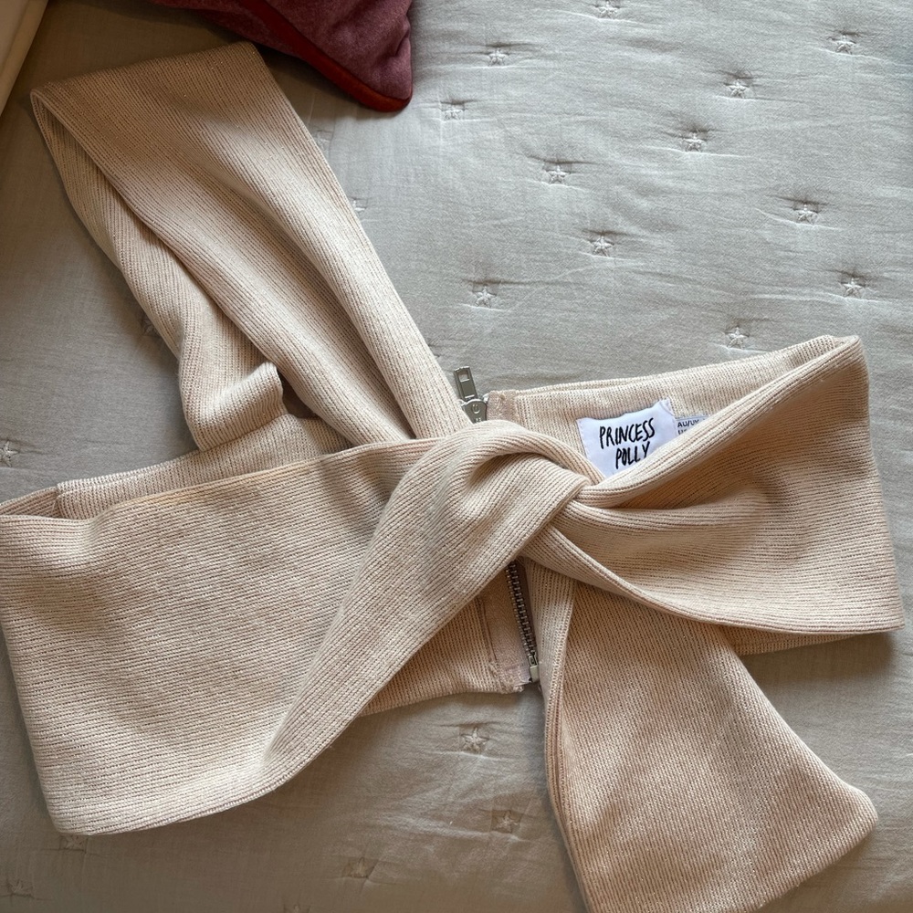 Princess Polly one shoulder crop top